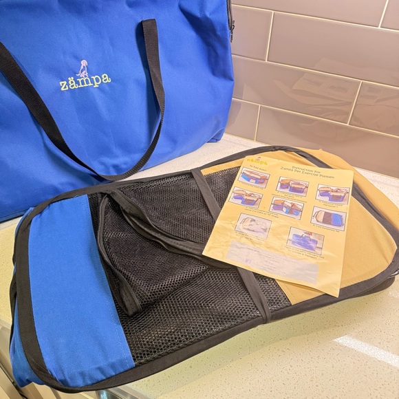 Zampa Portable, foldable Pet Playpen - small to Med pets - EUC - only used once - Picture 15 of 16